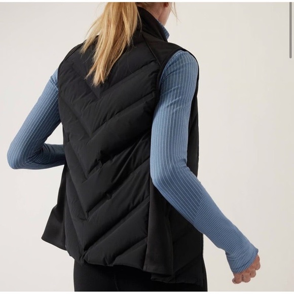 Athleta Inlet Goose Down Puffer Vest Black Medium Lightweight Zip - Picture 2 of 16